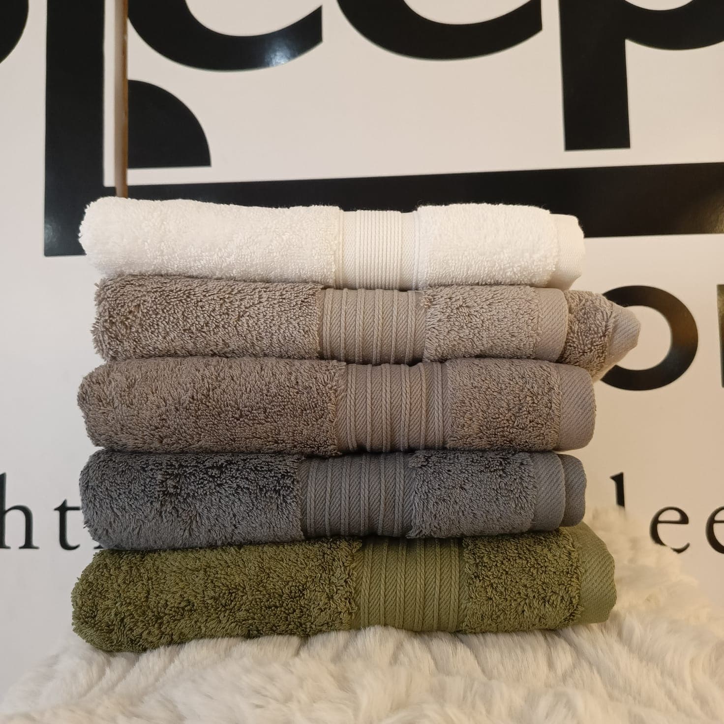 Coloured Hand Towel UK